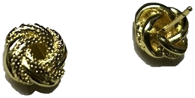 Petite torsad&eacute;e, paire de boucles d&rsquo;oreilles offerte